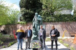 RO250th ceremony at Statue